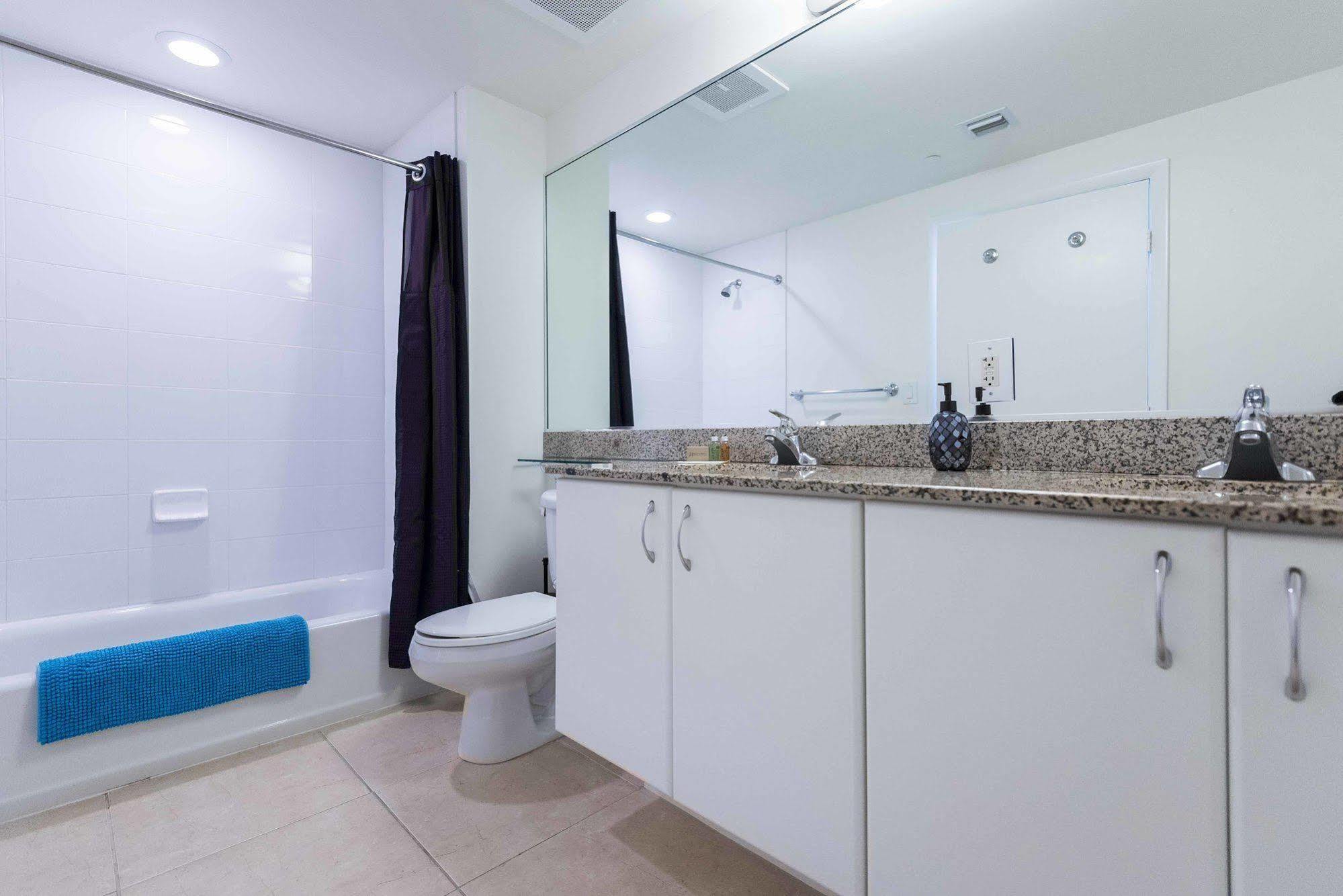 Dharma Home Suites Miami At Brickell Exterior photo