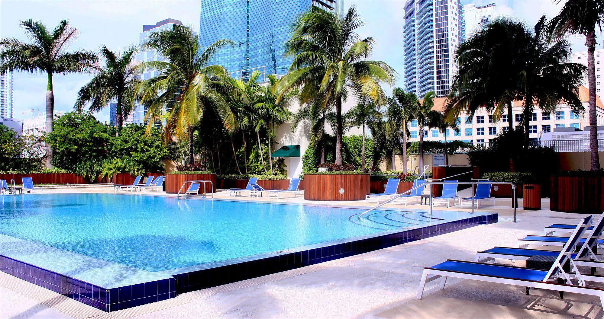 Dharma Home Suites Miami At Brickell Exterior photo